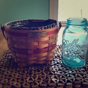 Longaberger Christmas collection 1994